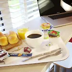 Premiere Classe Bordeaux Sud D'ornon Hotel
