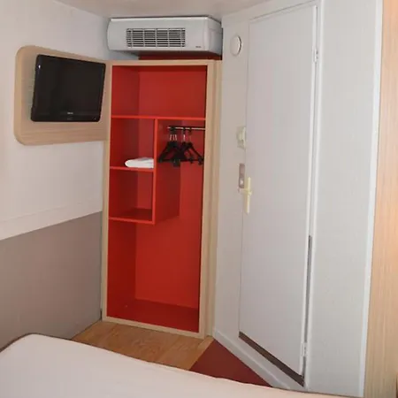 Premiere Classe Bordeaux Sud D'ornon Hotel *