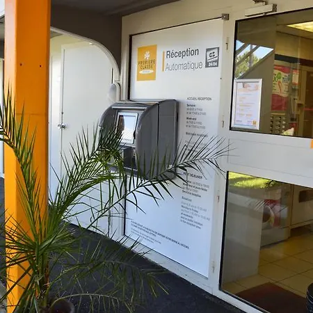 普瑞米尔波尔多南维勒纳夫道尔侬经典酒店 维勒纳沃-多农